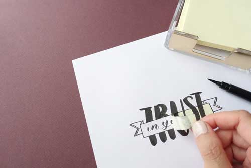 Art hacks using a post-it note