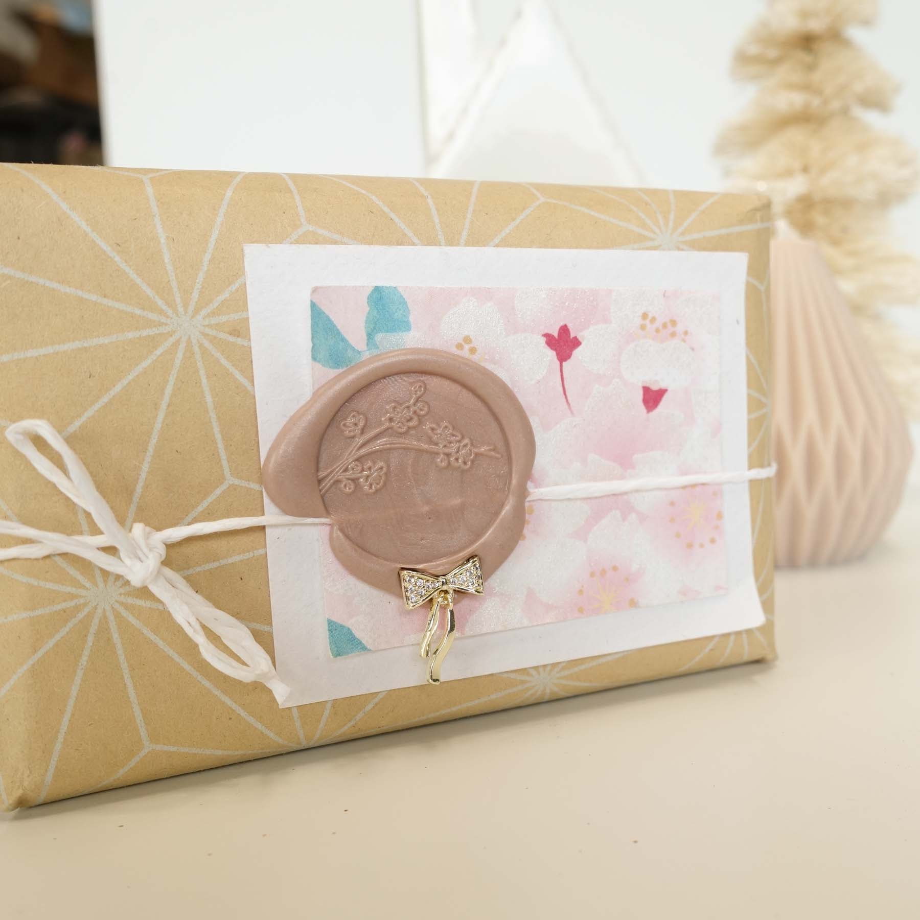 Ribbon Dangling Charms Metal & Diamante 3-Pack