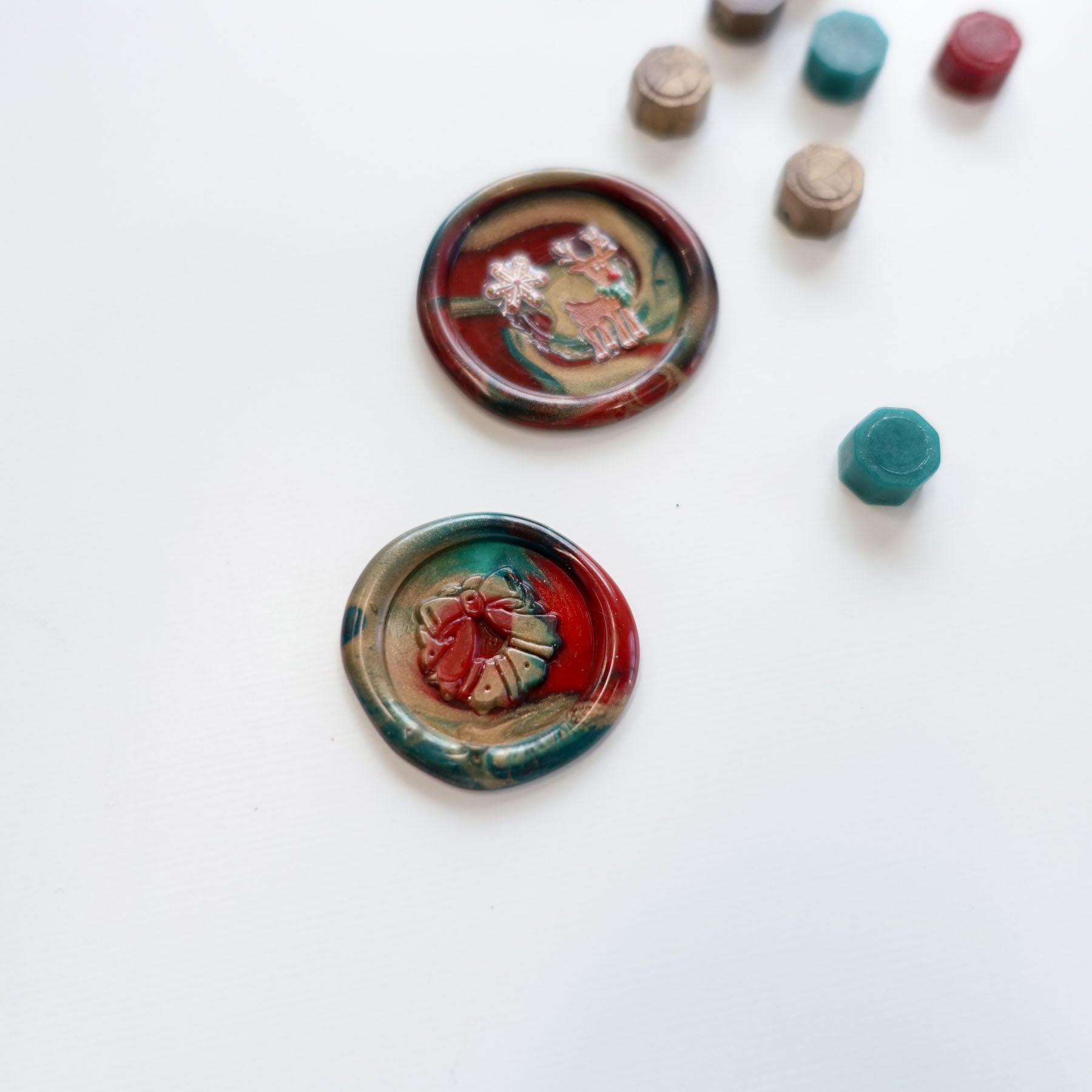 Yuletide Christmas Mix 100pcs Sealing Wax Beads
