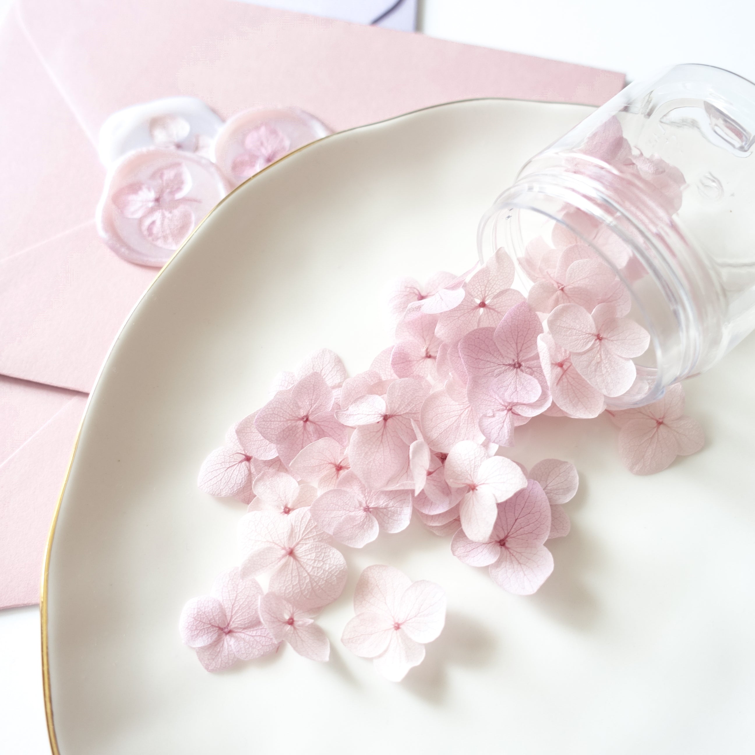 Lilac mauve pale purple dried hydrangea petals for wax sealing australia fiona ariva