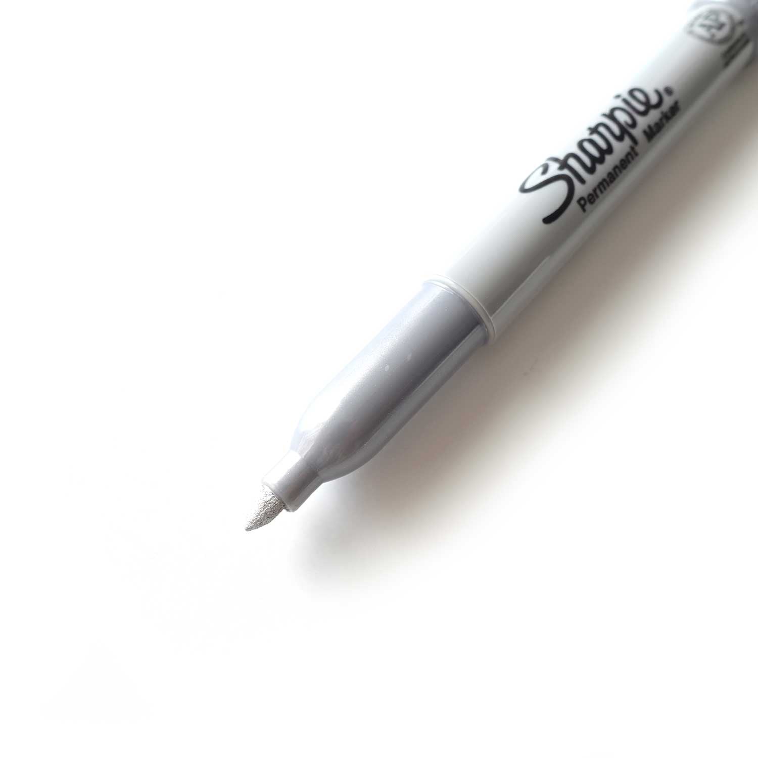 Silver permanent shop marker pen