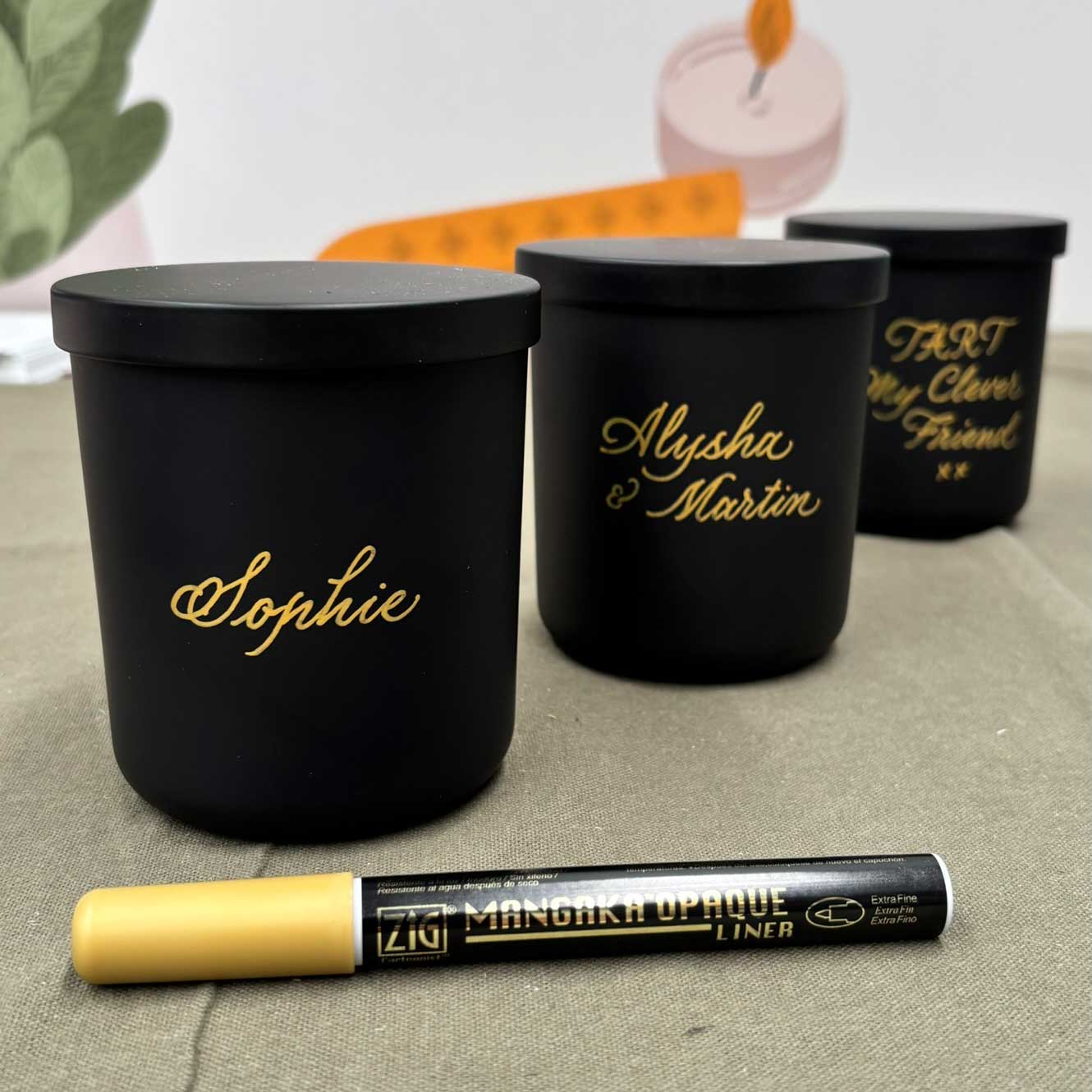 ZIG Cartoonist Mangaka Opaque Liner Extra Fine 0.7mm Paint Marker Gold Candle Pen