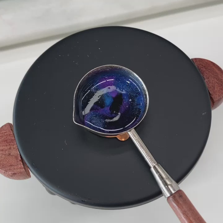 galaxy wax seal with metallic foil leaf gift wrapping idea