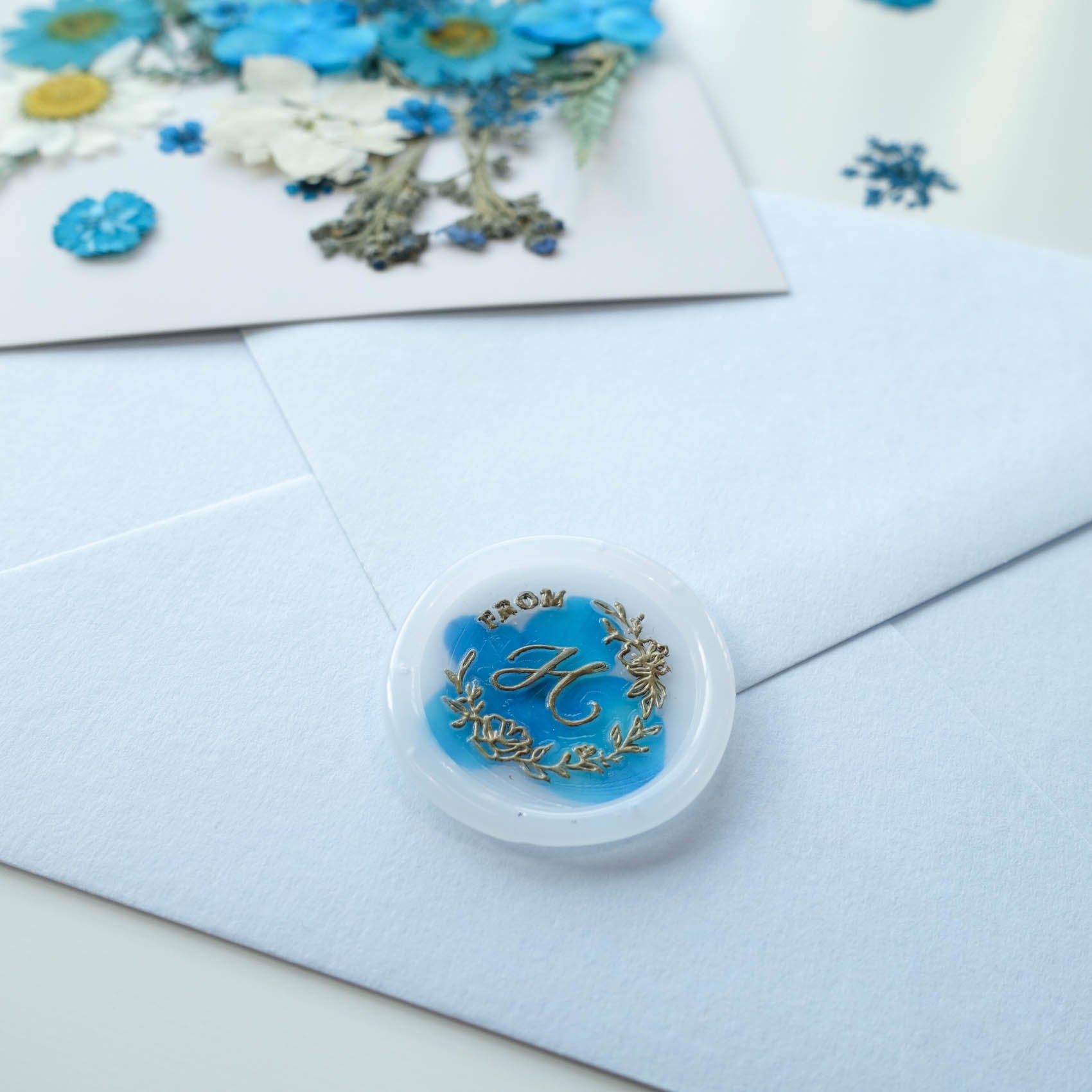 alphabet H letter blue hydrangea pressed dried flowers australia for art wax seal crafts