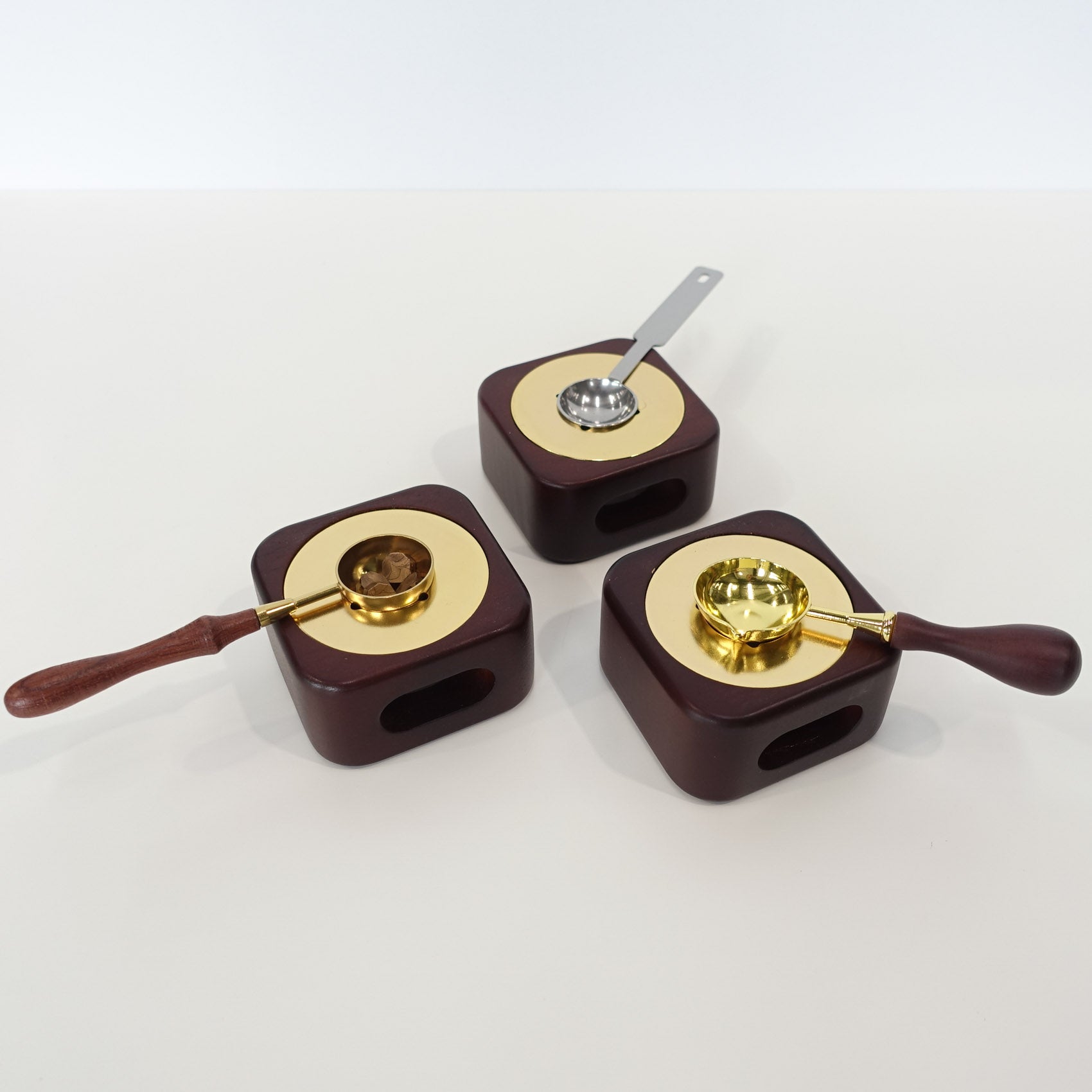Crown Wax Seal Warmer, Wax Seal Melting Furnace Tool With Melting Spoon for  Wax Sealing Stamp Wax Seal Sticks Sealing Wax Beads 